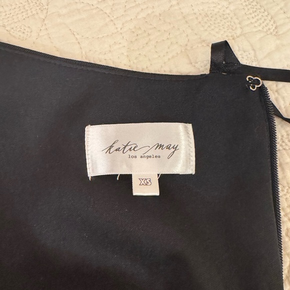 BNWT KATIE MAY A CUT ABOVE GOWN IN BLACK SIZE XS - Picture 4 of 5